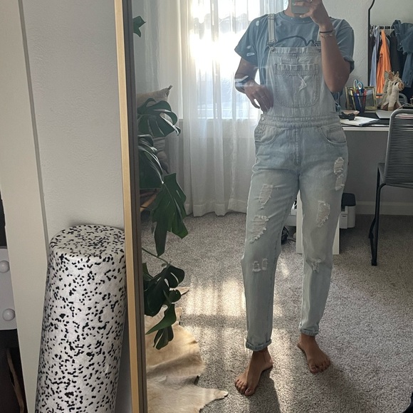 Overalls - Picture 2 of 3